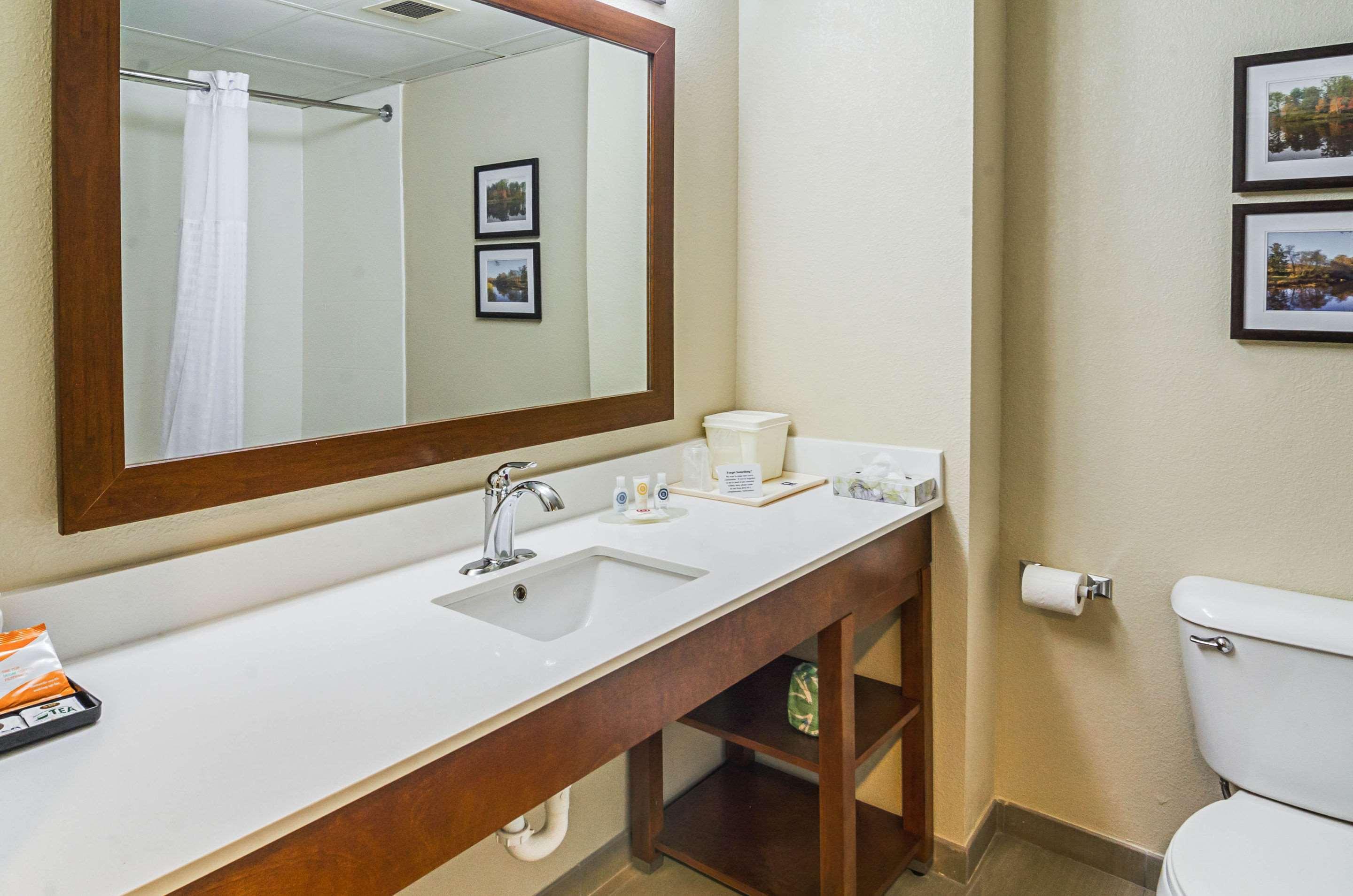 Comfort Inn & Suites Oxford South Εξωτερικό φωτογραφία
