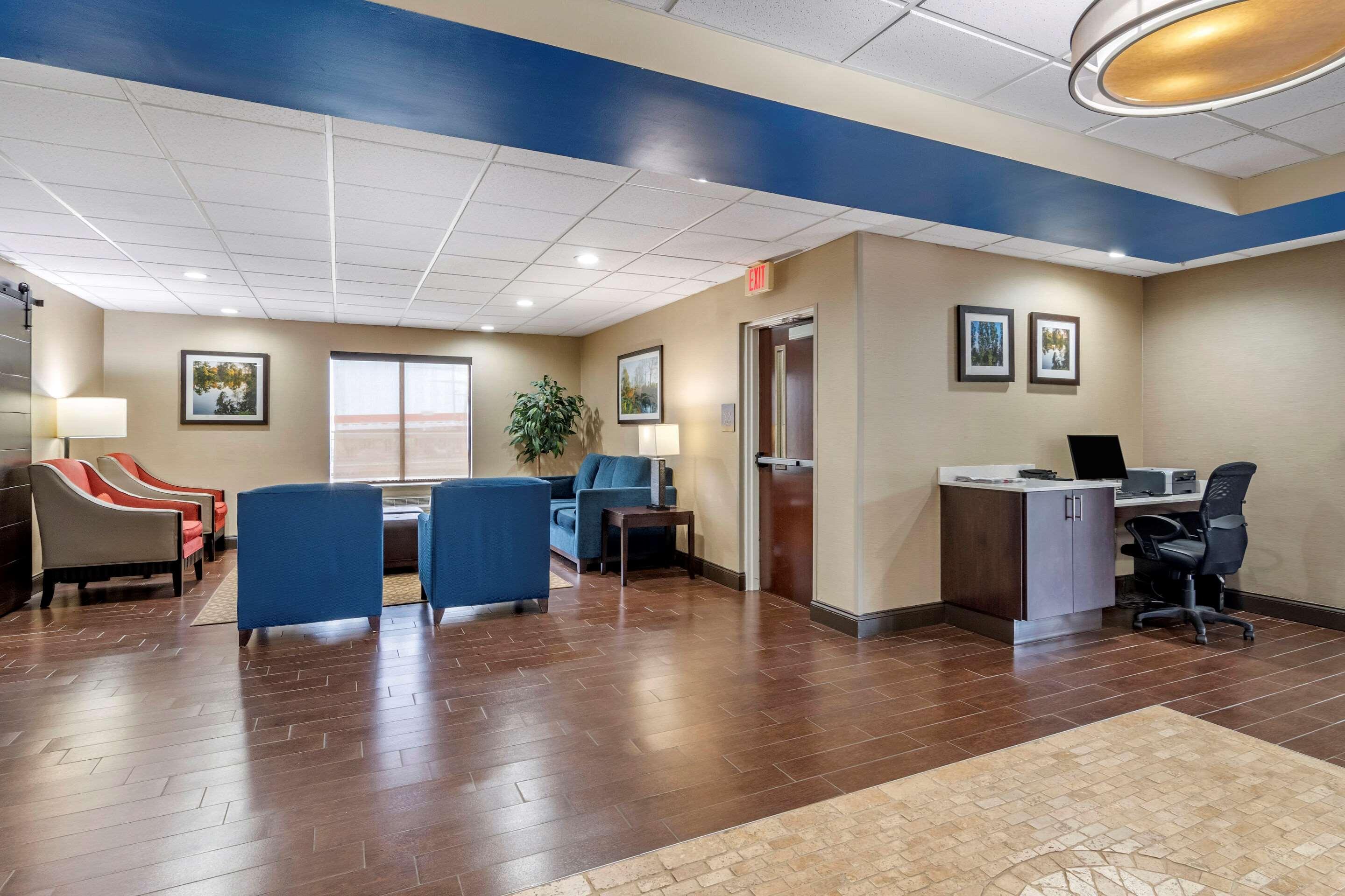 Comfort Inn & Suites Oxford South Εξωτερικό φωτογραφία